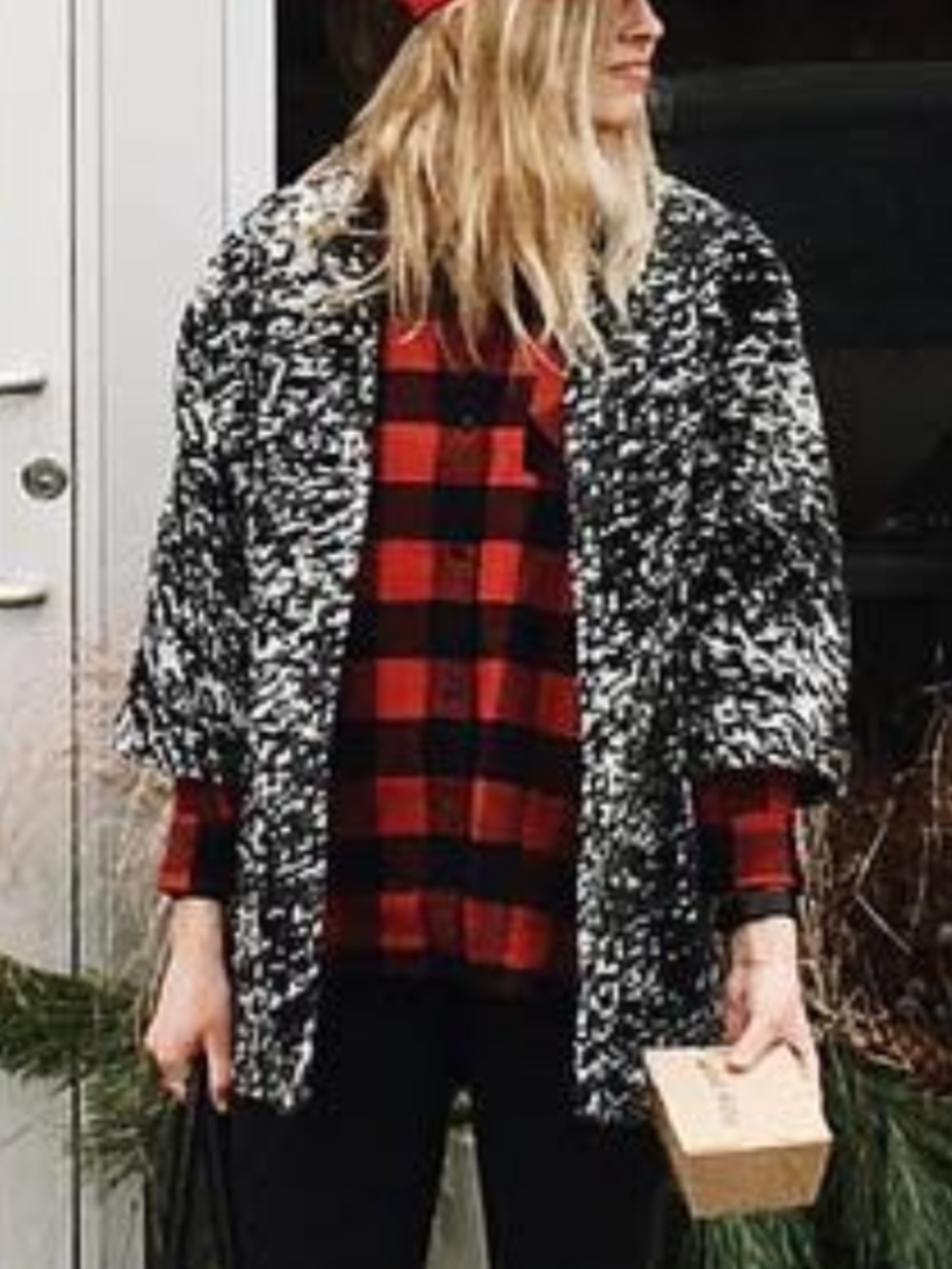 Hackwith Design House Cropped sleeve open coat